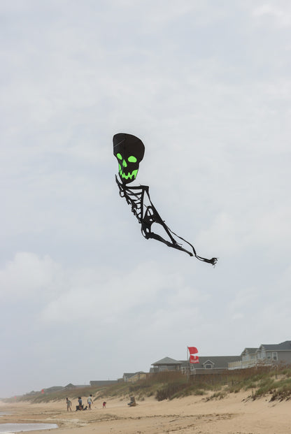 13 Foot Skeleton Kite - Glowing Eyes