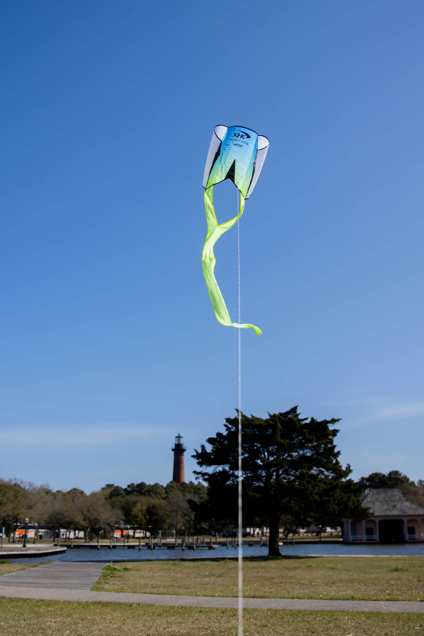 KHK Exclusive Prism Pocket Flyer Parafoil Kite - Riptide