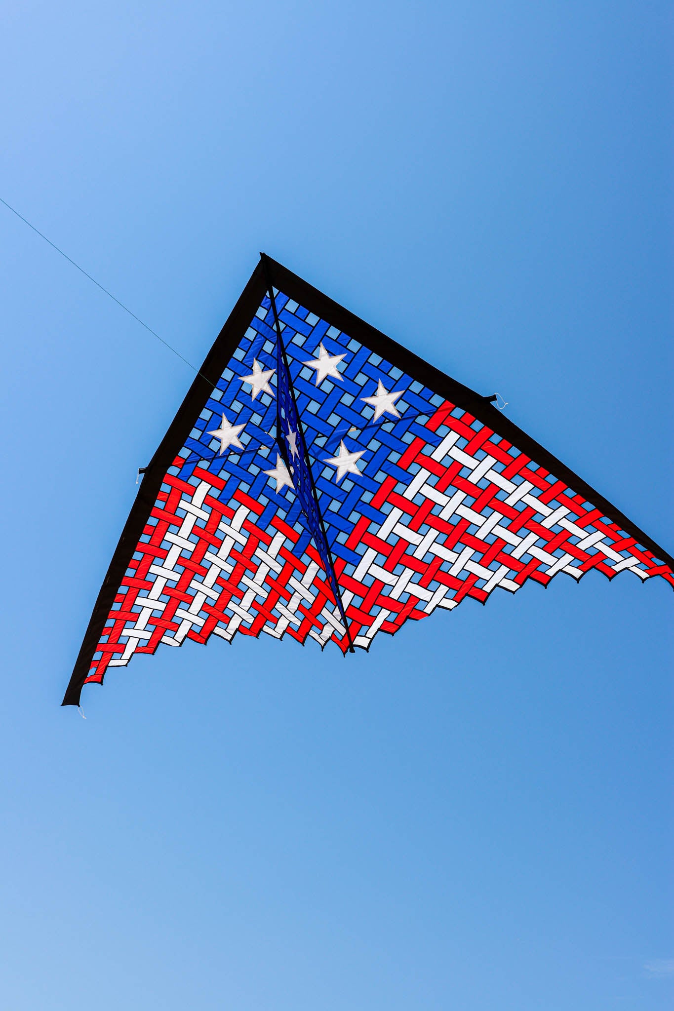19 ft. Mesh Delta - Patriotic