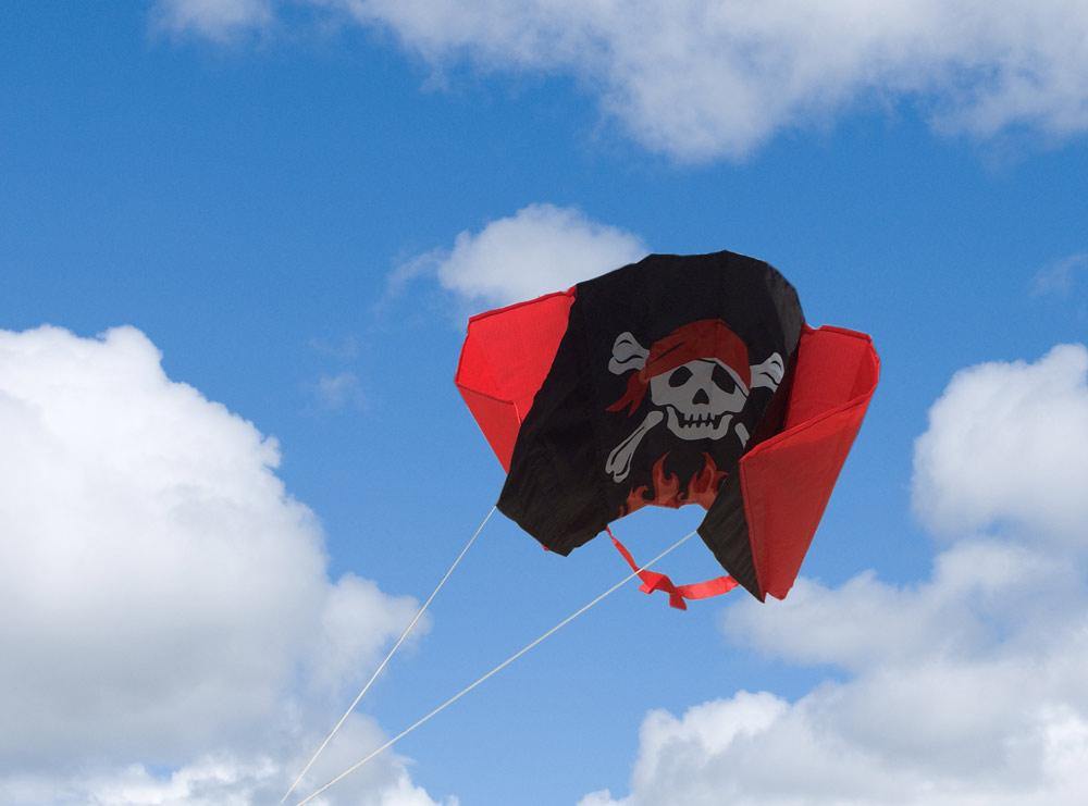 Pirate Sled Kite In KHK Mini Backpack - Kitty Hawk Kites Online Store