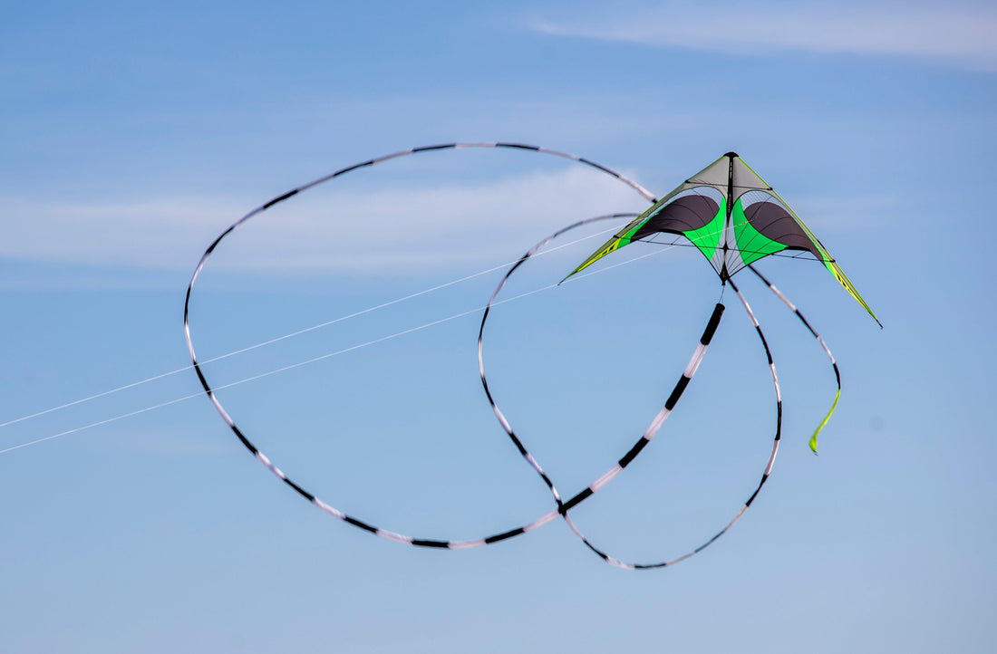 Prism - Quantum 2.0 Stunt Kite – Kitty Hawk Kites Online Store