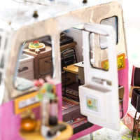 Happy Camper Miniature Wooden Dollhouse - Kitty Hawk Kites Online Store