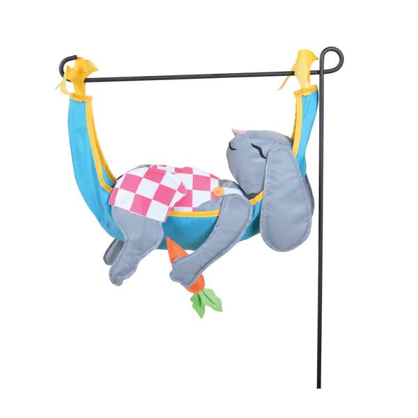 Relaxing Bunny - Garden Charm